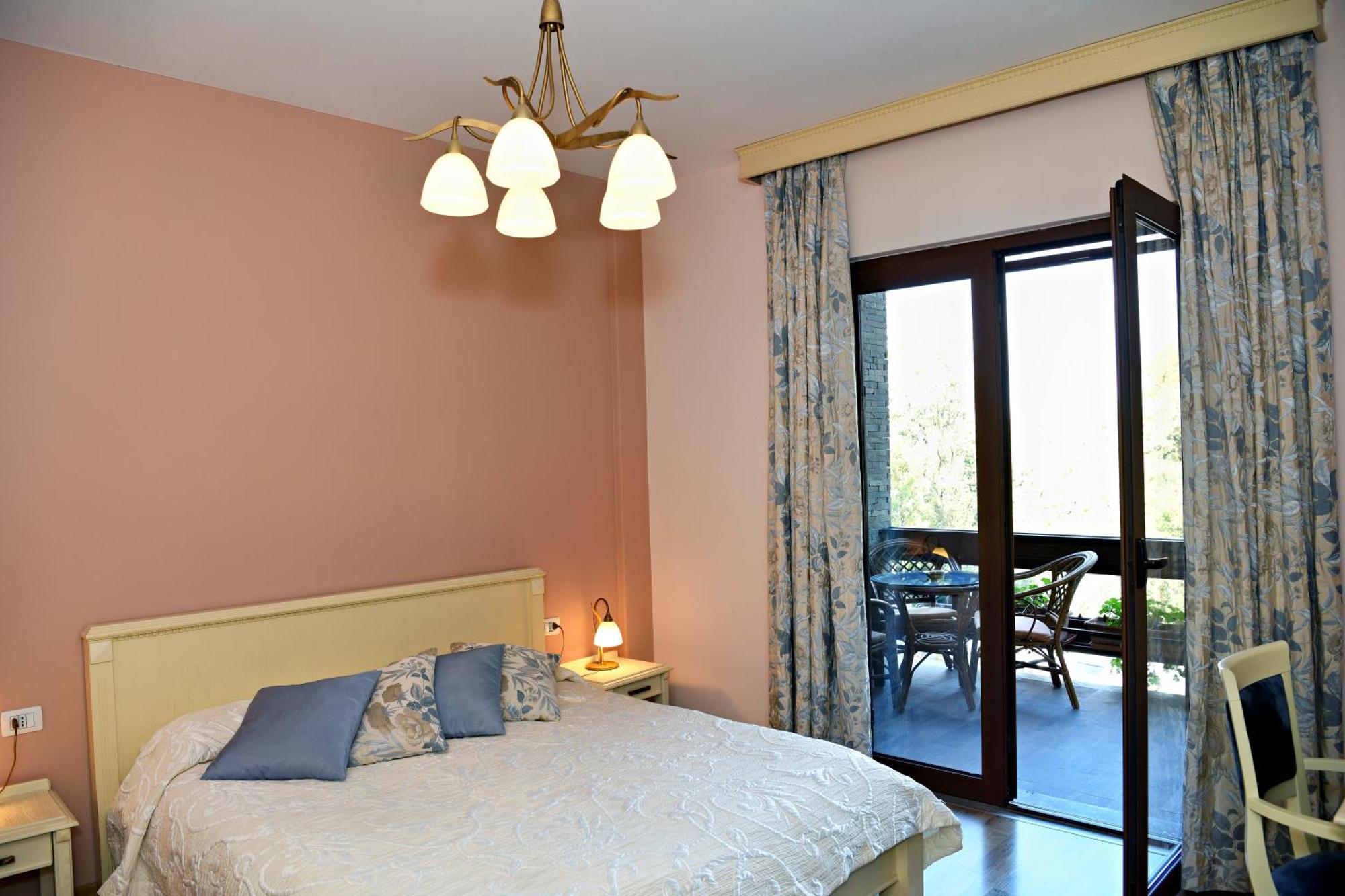 Hotel Restaurant Dreri Tirana